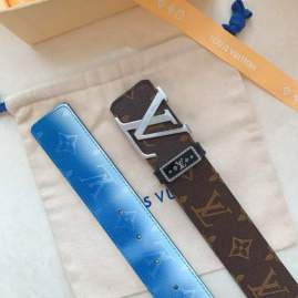 Picture of Louis Vuitton Belts _SKUfw232187075fw
